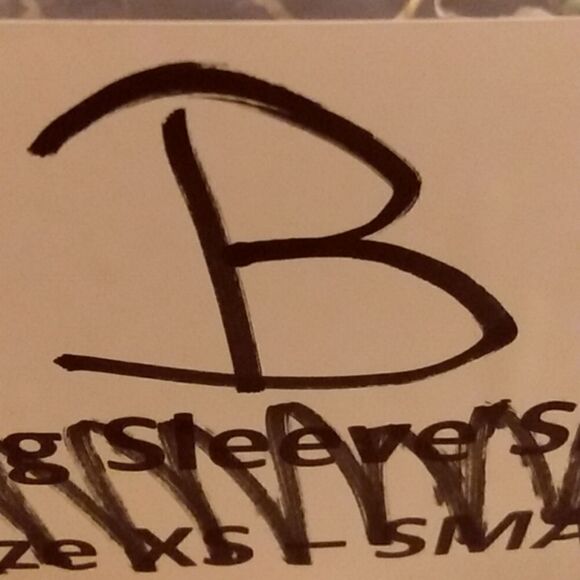 Vintage | Short Sleeve Textured Blouse - Picture 6 of 6